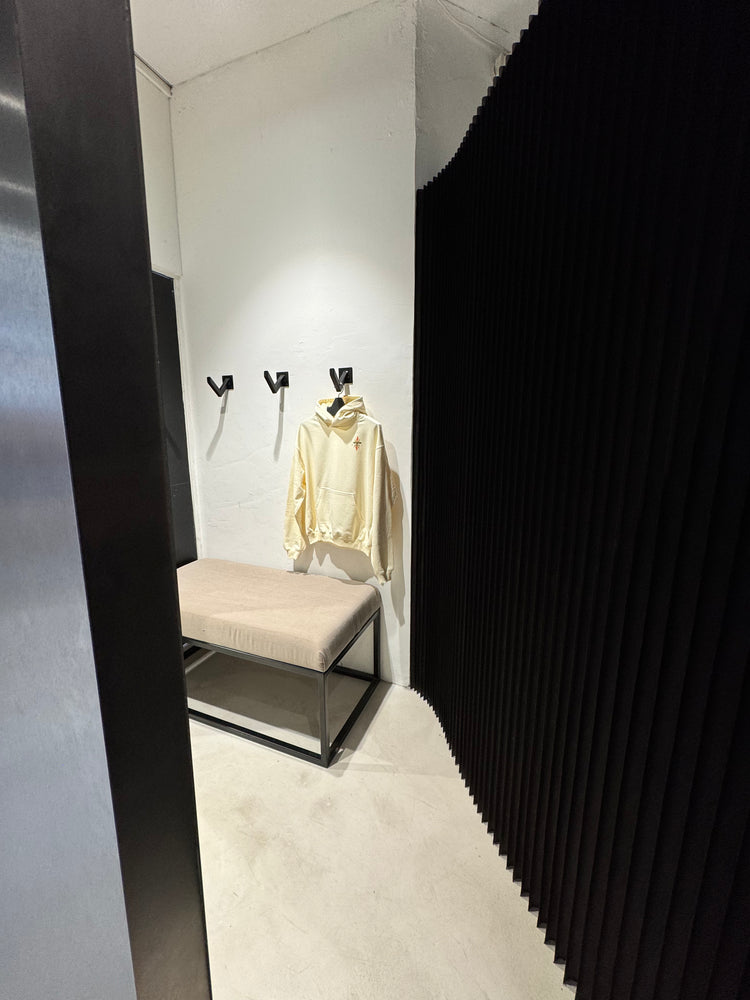 Menesix Favela Cream oversized hoody