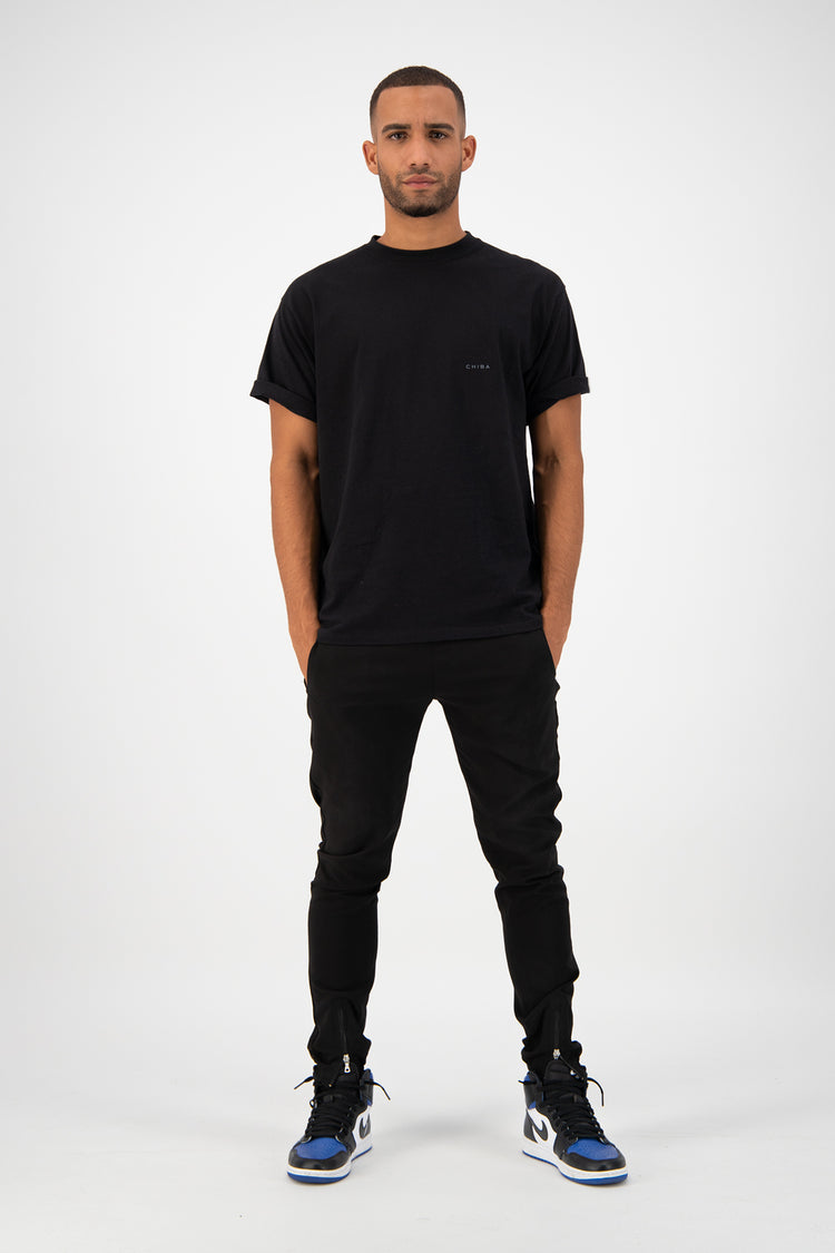 Essential T-Shirt - Black